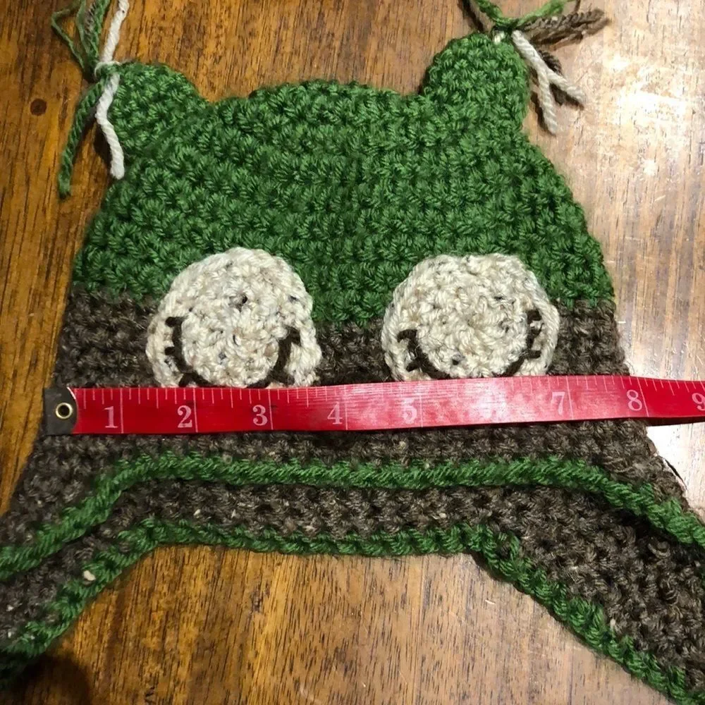 Kids Hand Knit Owl Hat w/Tie